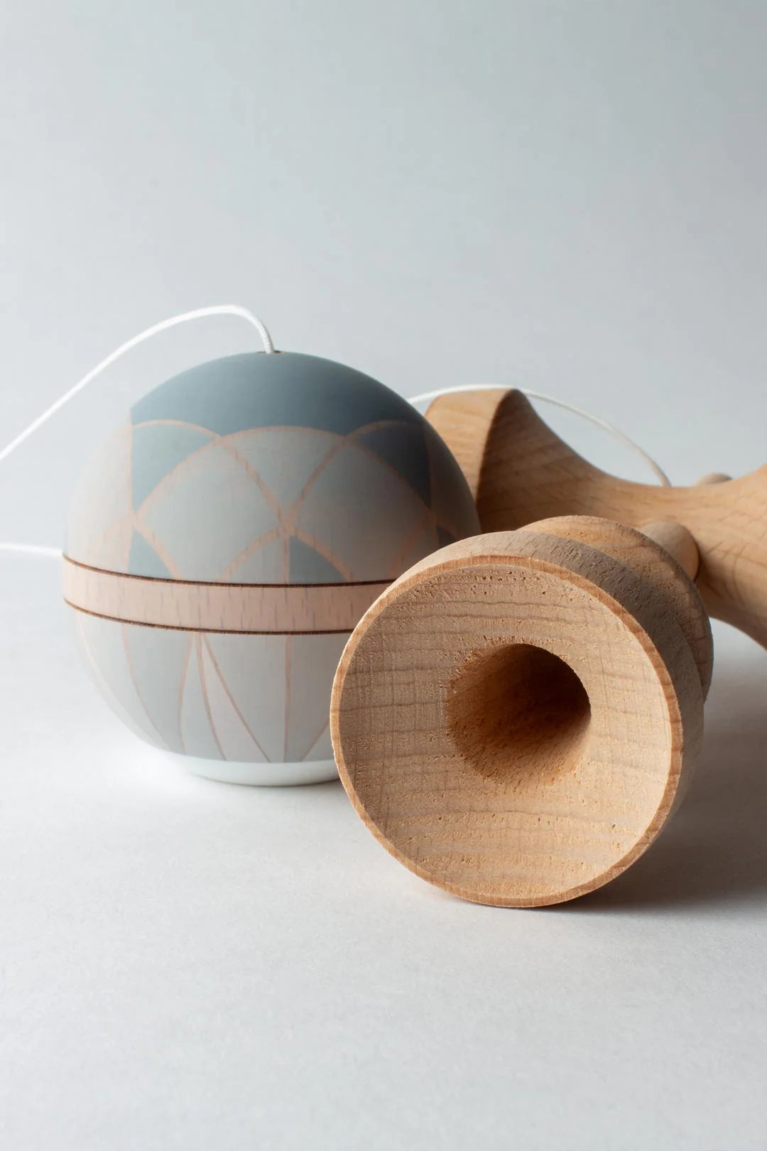 SWEETS KENDAMAS TURBO SHAPE GEMSTONE - MOONSTONE