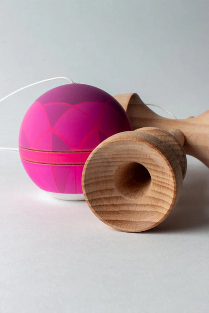 SWEETS KENDAMAS TURBO SHAPE GEMSTONE - ROSE QUARTZ